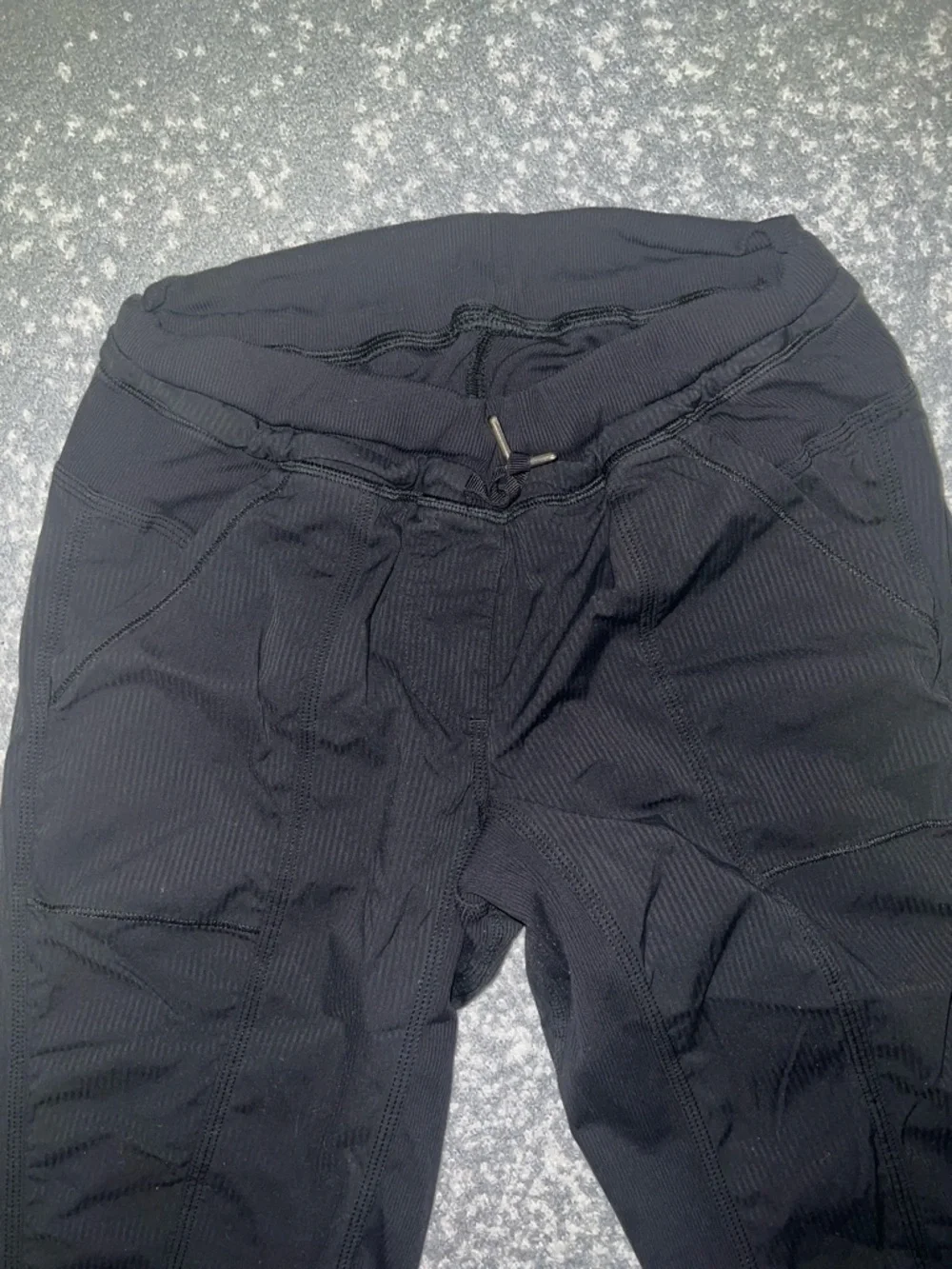 Lululemon Dance Studio Pants Cropped Size 6 (black) 25” inseam